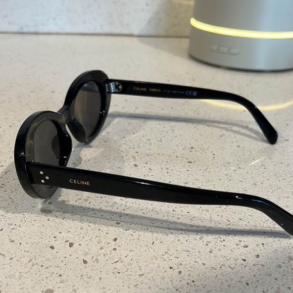 Closet clean out for new year :) - Picture 3 of 3